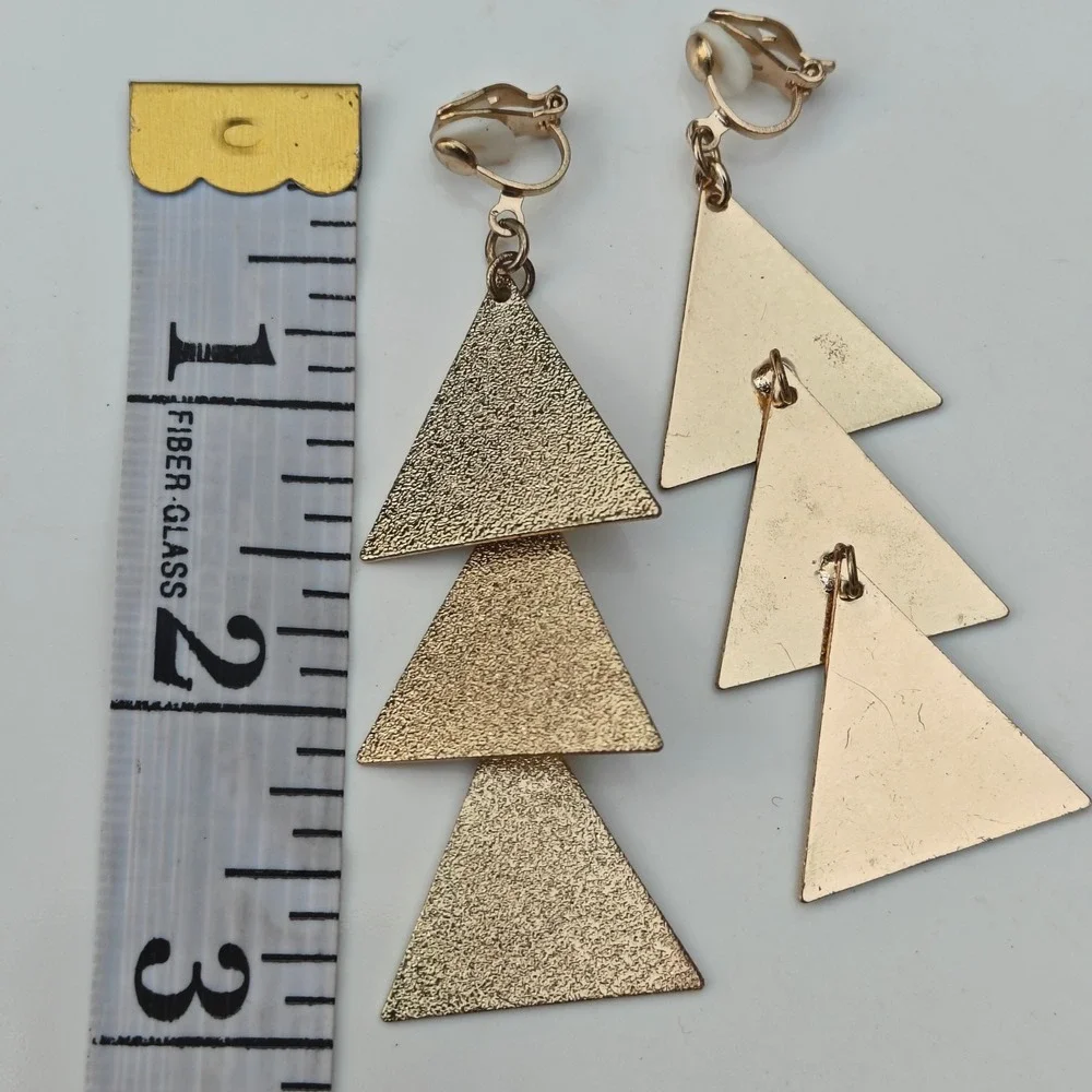 Gold Tone Textured Triple Triangle Tiered Geometric Clip On Dangle Earrings
